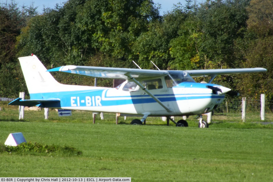 EI-BIR, Reims F172M Skyhawk C/N 1225, at Clonbullogue Aerodrome, Ireland