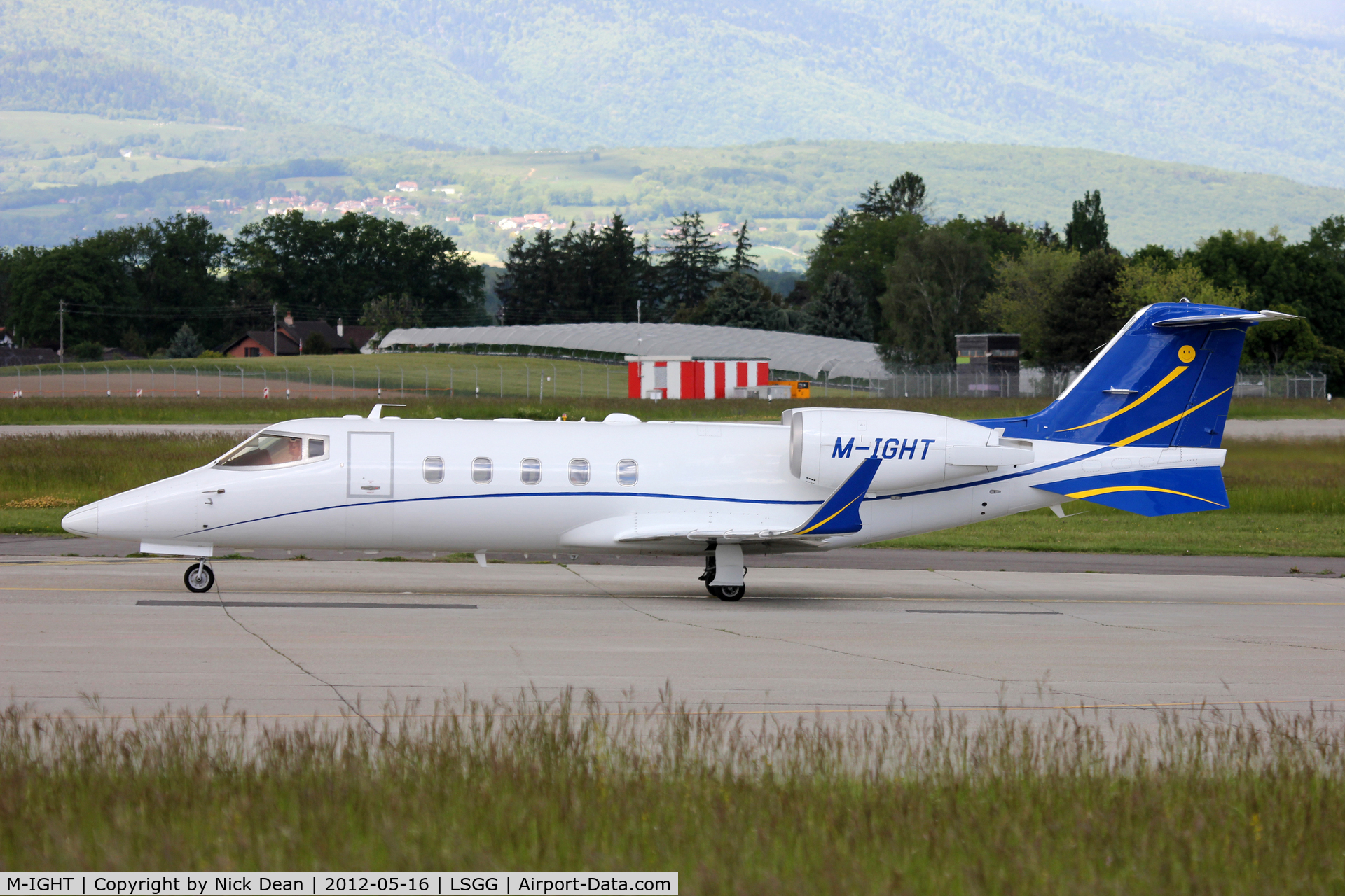 M-IGHT, 2009 Learjet 60 C/N 60-382, LSGG/GVA EBACE 2012