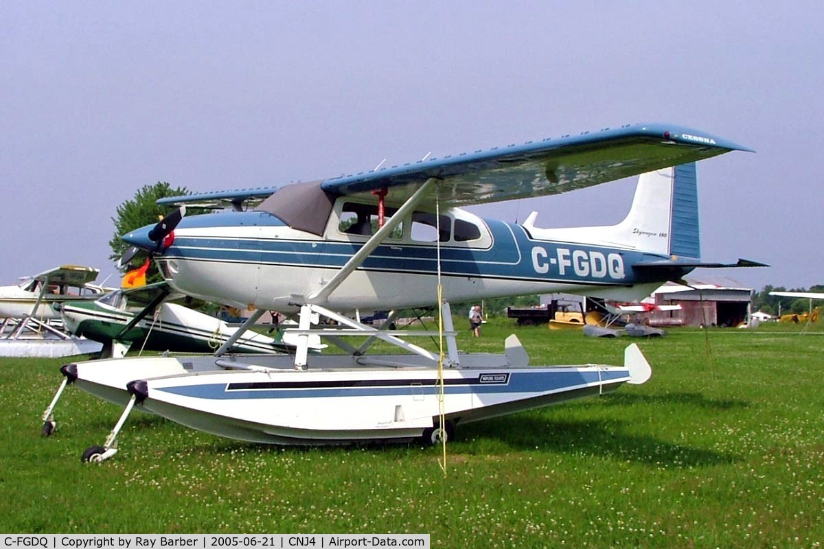 C-FGDQ, 1973 Cessna 180J C/N 18052368, Cessna 180J Skywagon 180 [180-52368] Orillia~C 21/06/2005