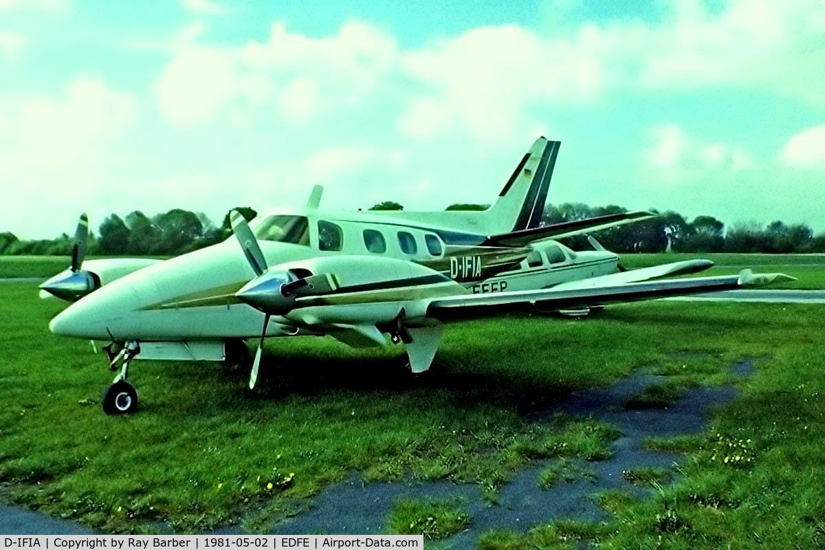 D-IFIA, 1976 Beech B-60 Duke C/N P-382, Beech B60 Duke [P-382] Eglesbach~D 02/05/1981