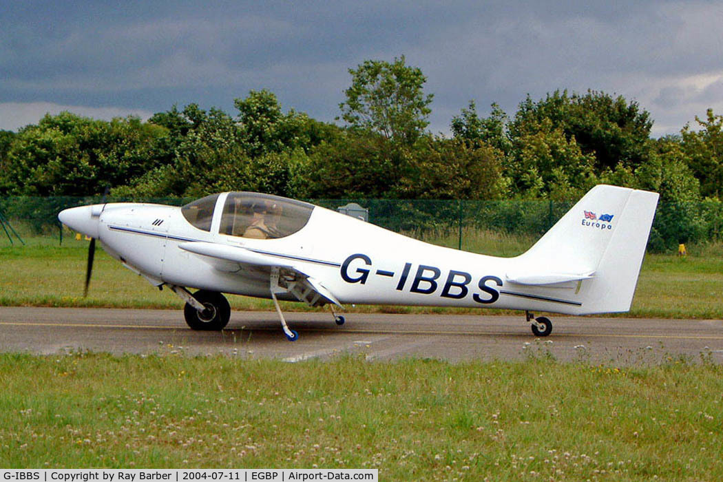G-IBBS, 1997 Europa Monowheel C/N PFA 247-12745, Europa Avn Europa [PFA 247-12745] Kemble~G 11/07/2004. Taxiing for departure.