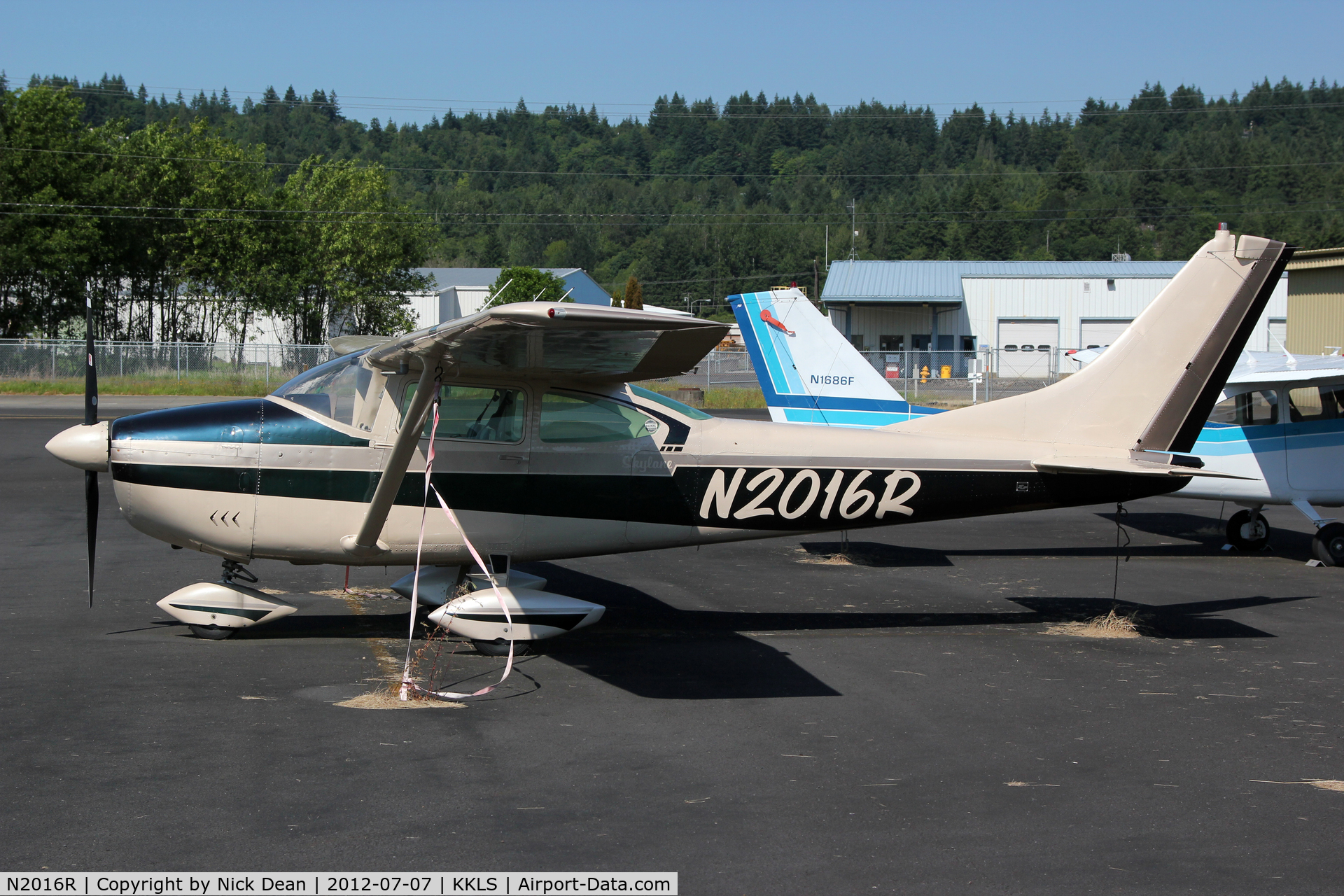 N2016R, 1963 Cessna 182G Skylane C/N 18255216, KKLS/KLS