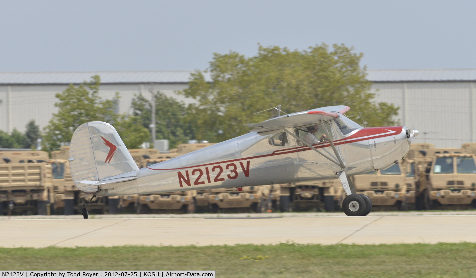 N2123V, 1948 Cessna 120 C/N 14734, Airventure 2012