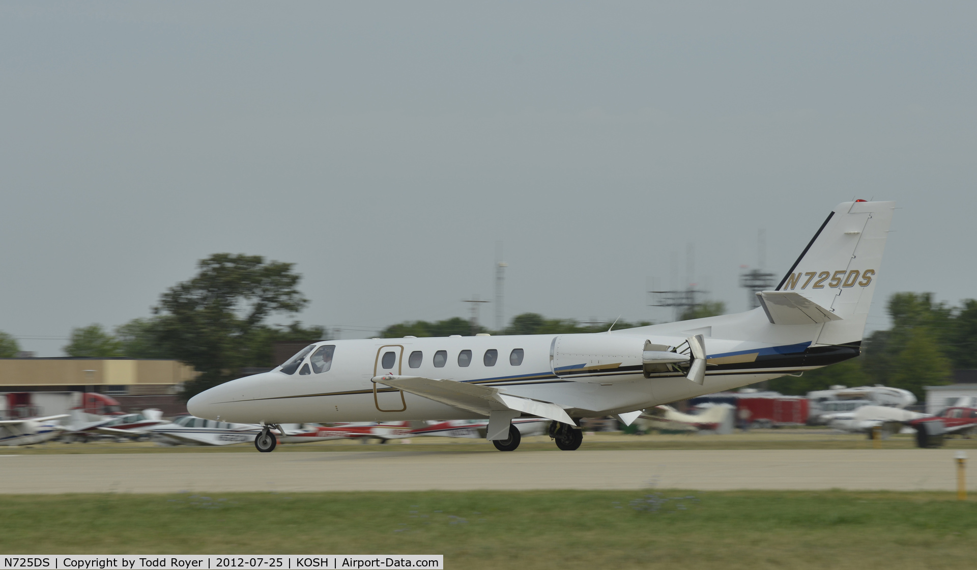 N725DS, 1997 Cessna 550 C/N 550-0822, Airventure 2012
