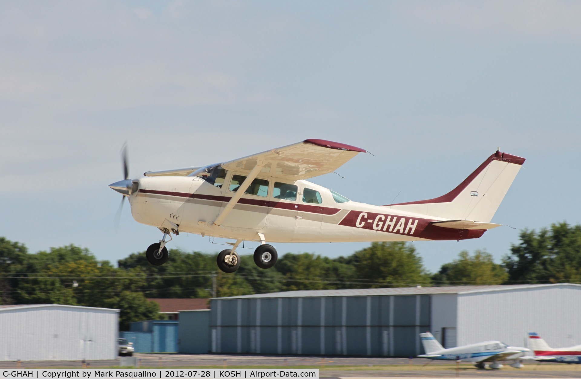 C-GHAH, 1964 Cessna 210-5A (205A) C/N 205-0544, Cessna 205
