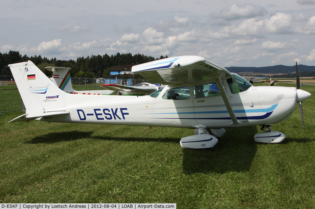 D-ESKF, 1981 Cessna 172P C/N 172-75390, Wings of Linz