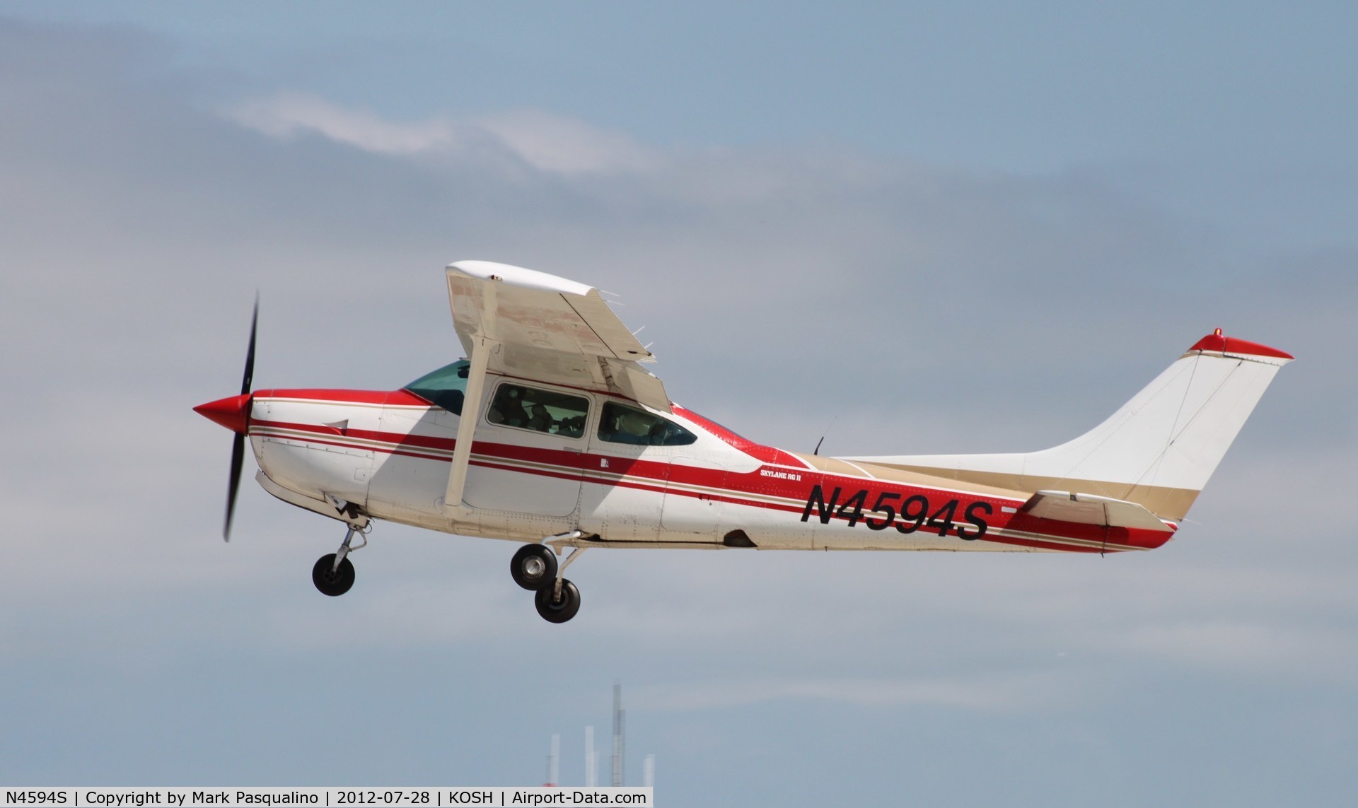 N4594S, Cessna R182 Skylane RG C/N R18201351, Cessna R182