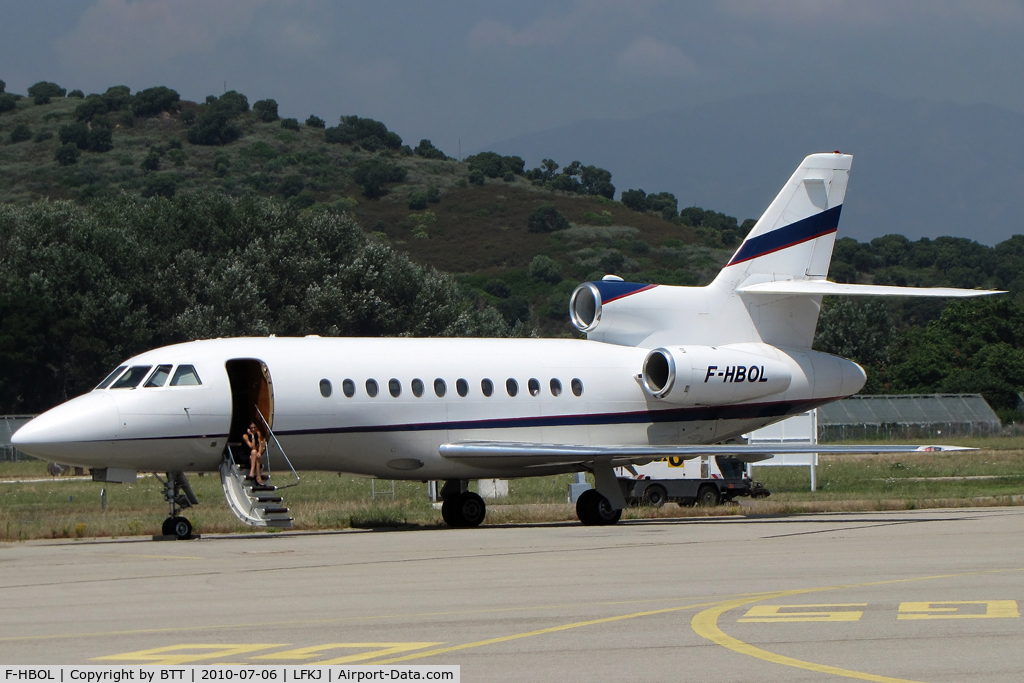 F-HBOL, 2002 Dassault Falcon 900EX C/N 107, Short stop in Ajaccio