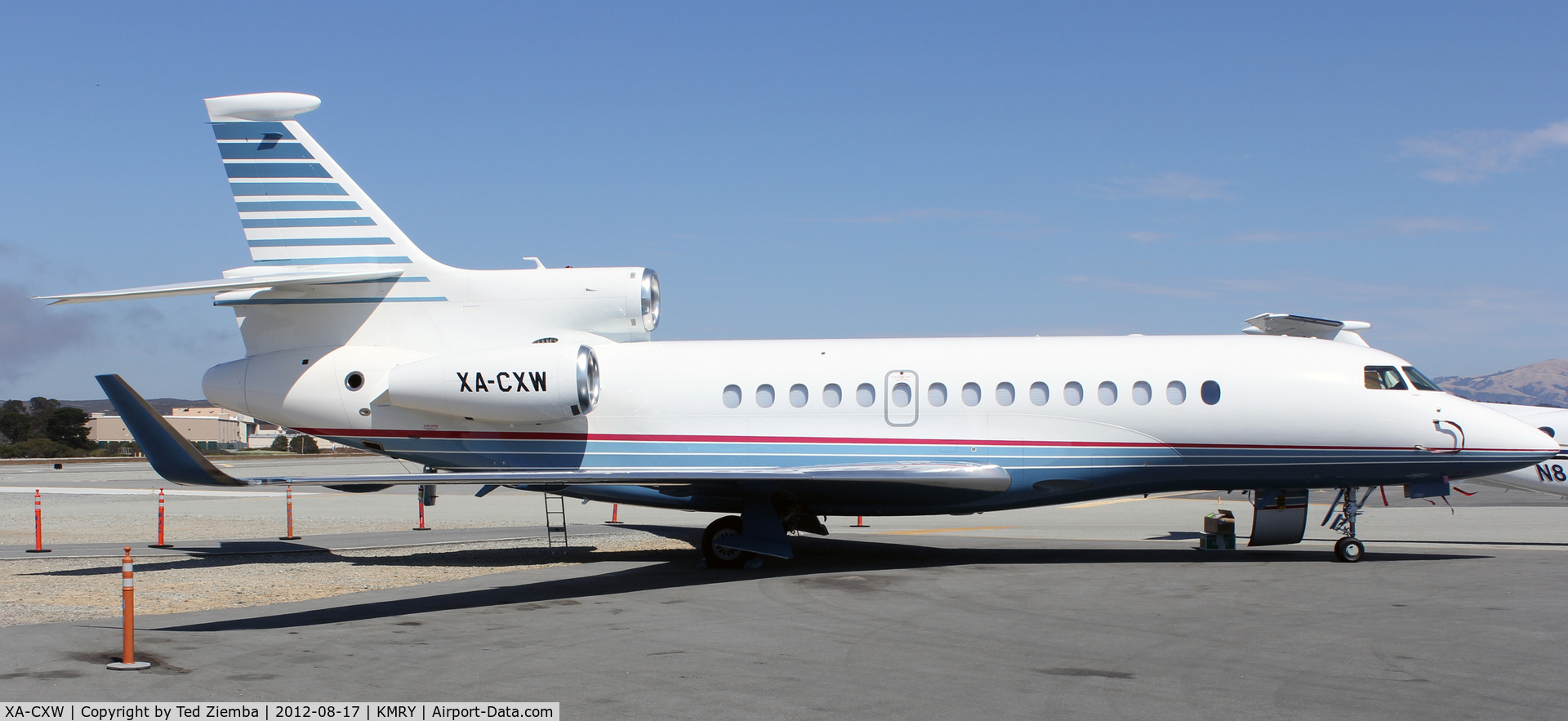 XA-CXW, 2009 Dassault Falcon 7X C/N 032, One of over a hundred aircraft that flew in for Monterey Car Week 2012.