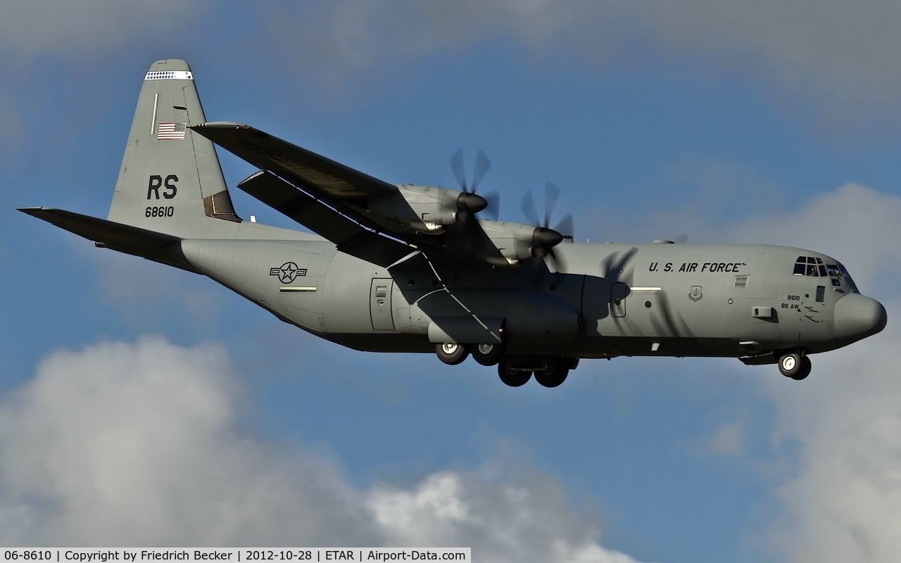 06-8610, 2006 Lockheed Martin C-130J-30 Super Hercules C/N 382-5620, on final RW08
