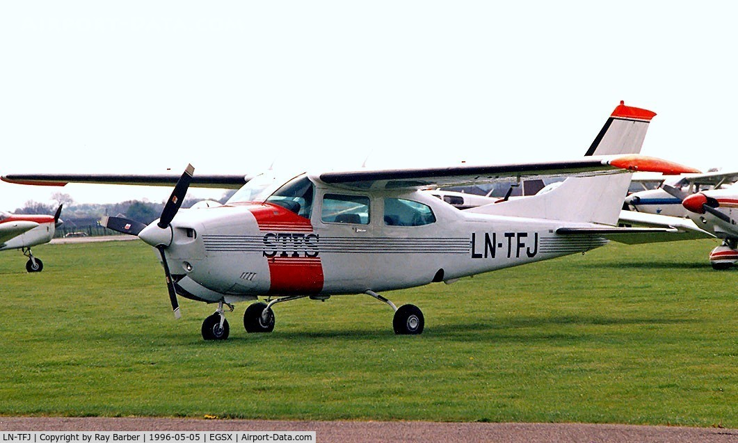 LN-TFJ, Cessna T210N Turbo Centurion C/N 21063655, Cessna T.210N Turbo Centurion [210-63655] North Weald~G 05/05/1996