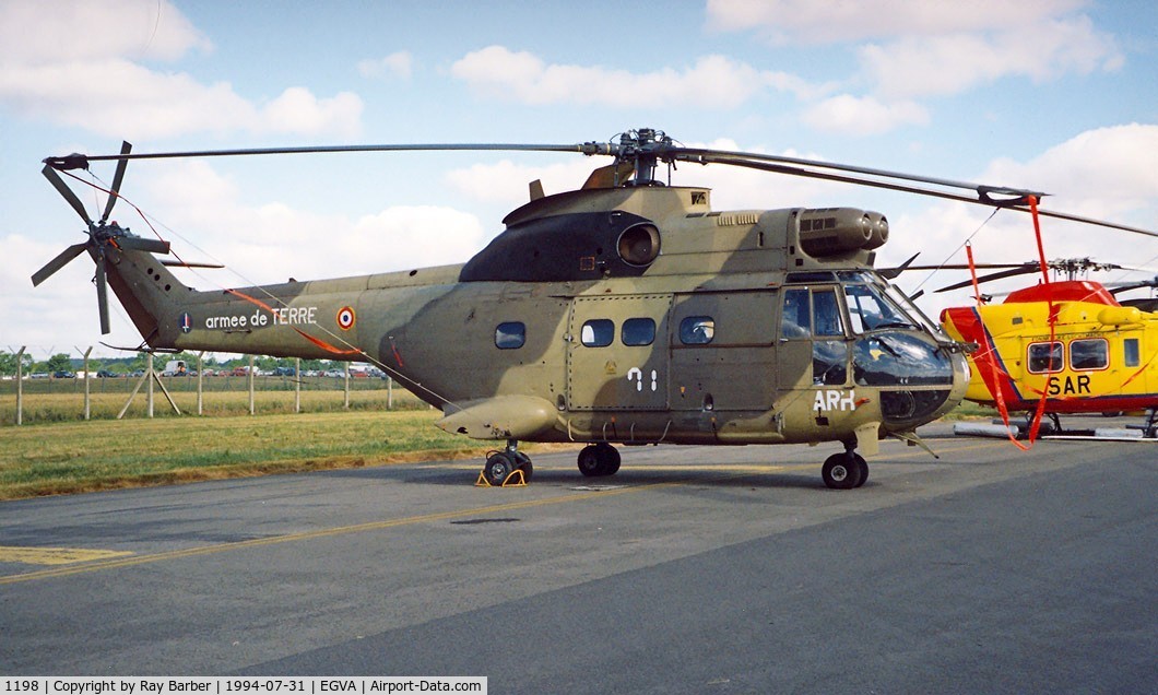 1198, Aérospatiale SA-330B Puma C/N 1198, Aerospatiale SA330Ba Puma [1198] RAF Fairford~G 31/07/1994