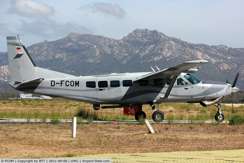 D-FCOM, 2002 Cessna 208B Grand Caravan C/N 208B0933, Waiting to take off runway 36