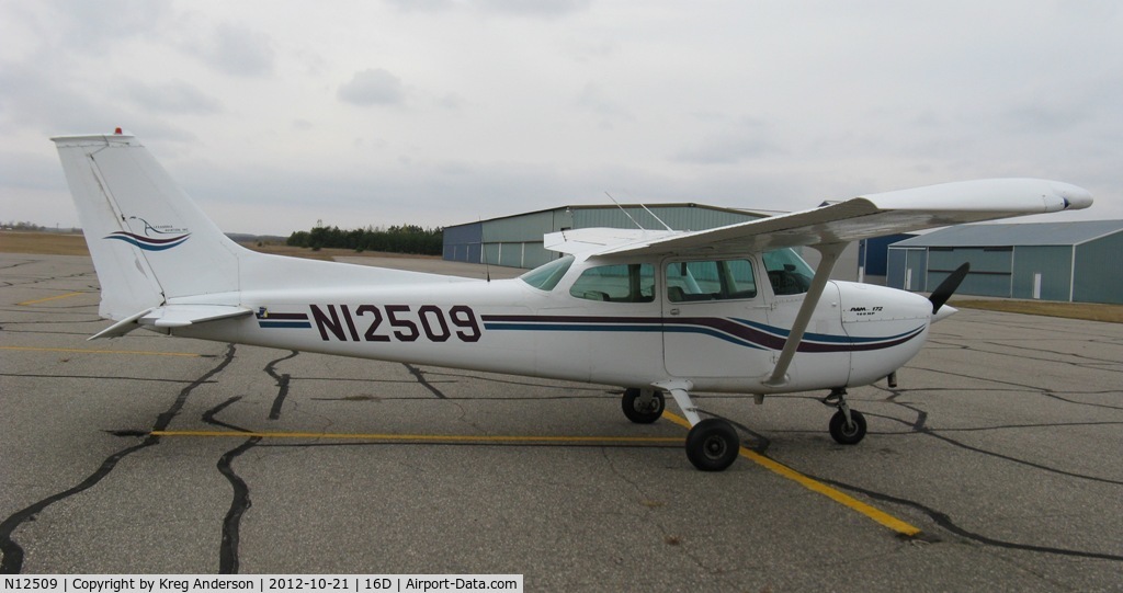 N12509, 1973 Cessna 172M C/N 17262030, Cessna 172M Skyhawk on the ramp in Perham, MN.