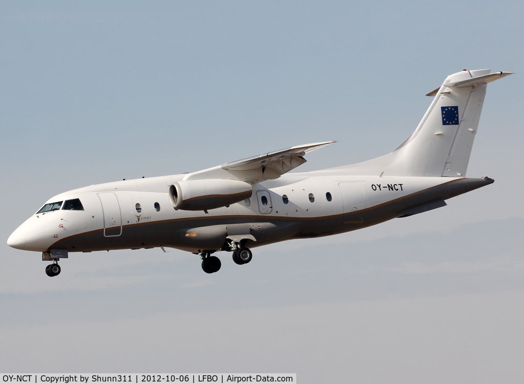 OY-NCT, 2001 Dornier 328-310 C/N 3213, Landing rwy 14L
