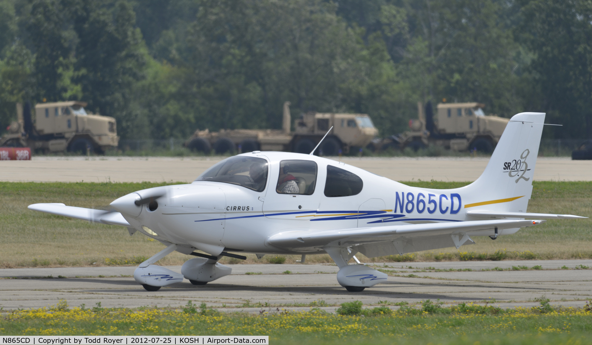 N865CD, 2005 Cirrus SR20 C/N 1586, Airventure 2012