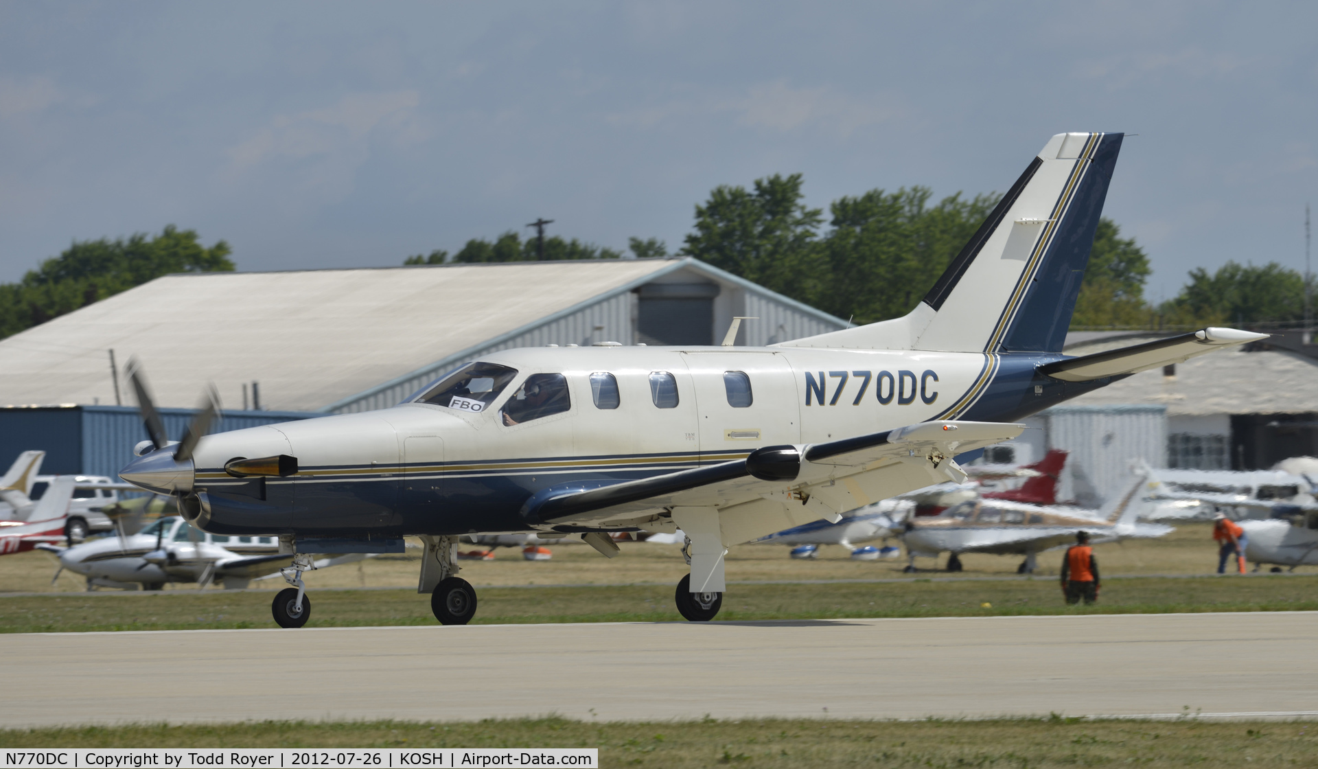N770DC, 2000 Socata TBM-700 C/N 183, Airventure 2012