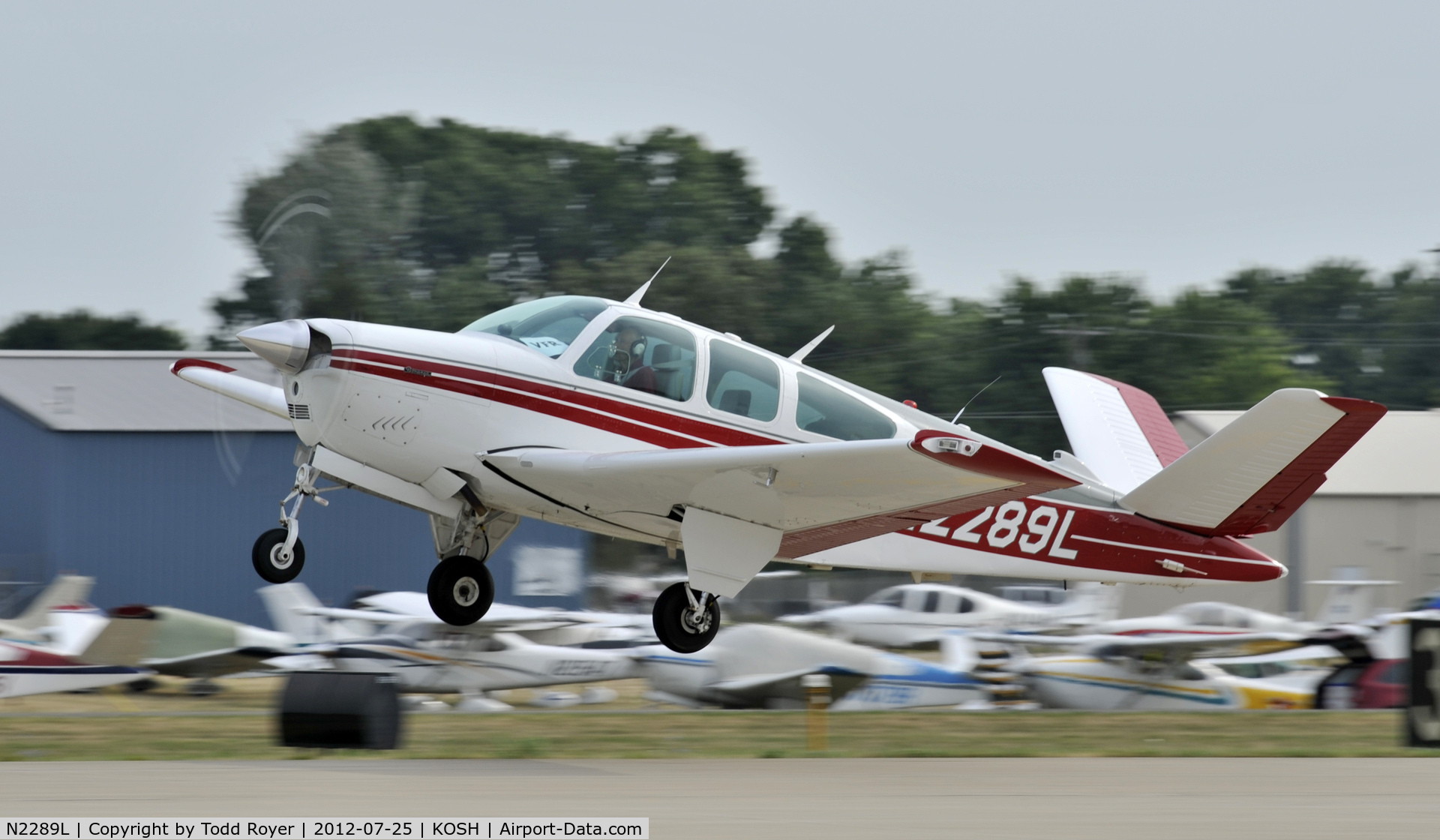 N2289L, 1976 Beech V35B Bonanza C/N D-9949, Airventure 2012