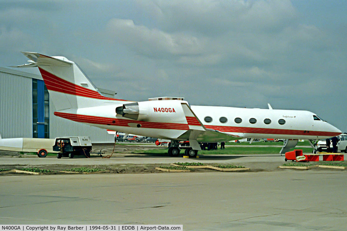 N400GA, 1987 Gulfstream Aerospace G-IV C/N 1001, Gulfstream G4 [1001] Berlin-Schonefeld~D 31/05/1994