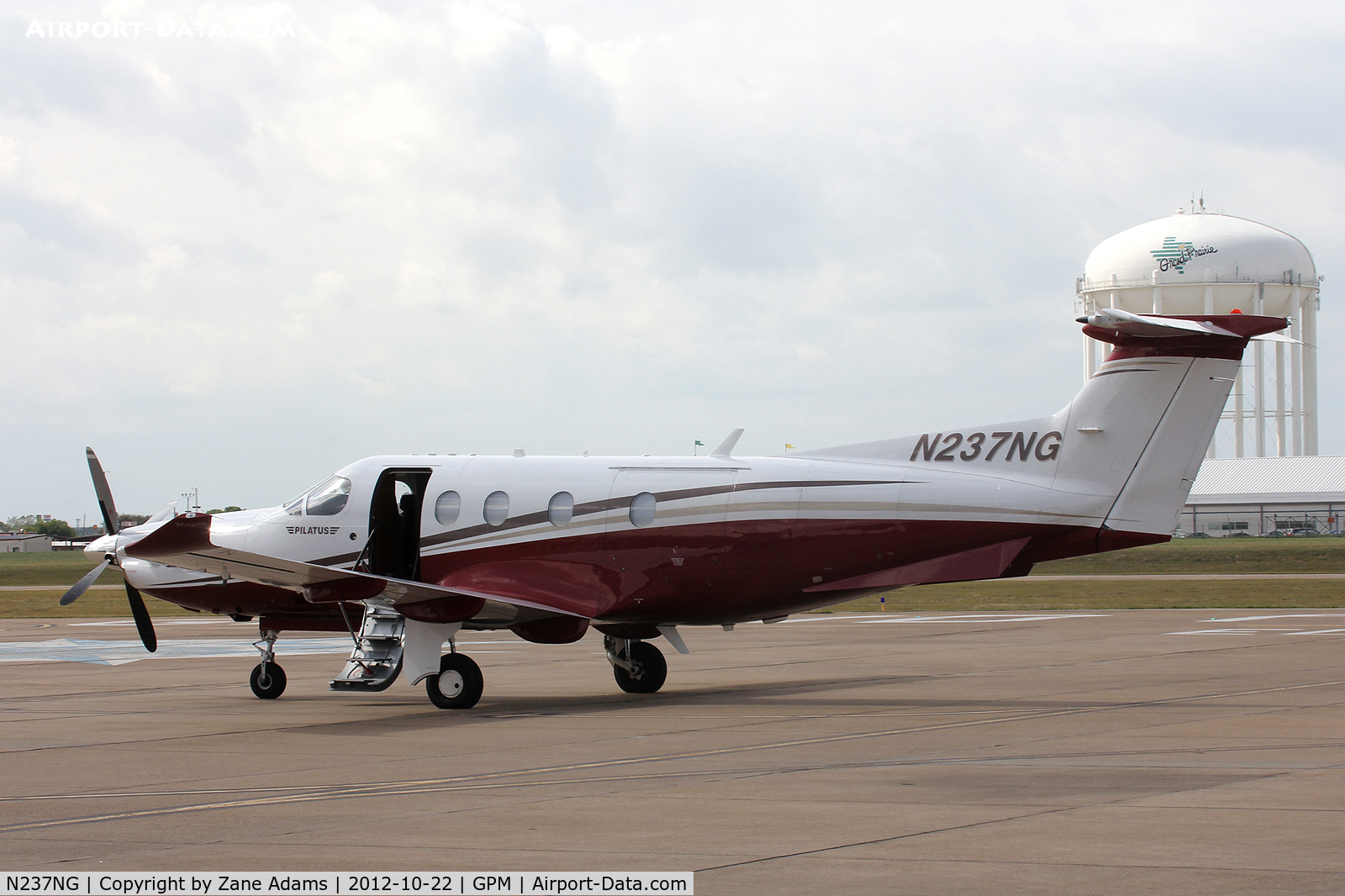 N237NG, 2010 Pilatus PC-12/47E C/N 1237, At Grand Prairie Municipal Airport