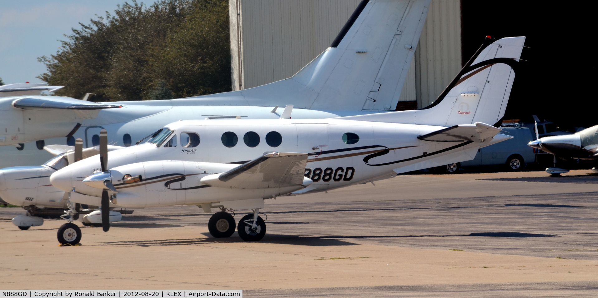 N888GD, 2004 Raytheon Aircraft Company C90A C/N LJ-1713, Lexington
