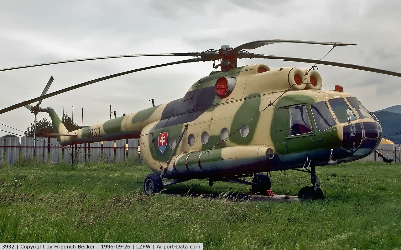 3932, Mil Mi-8T Hip C/N 030932, flightline at Presov Air Base
