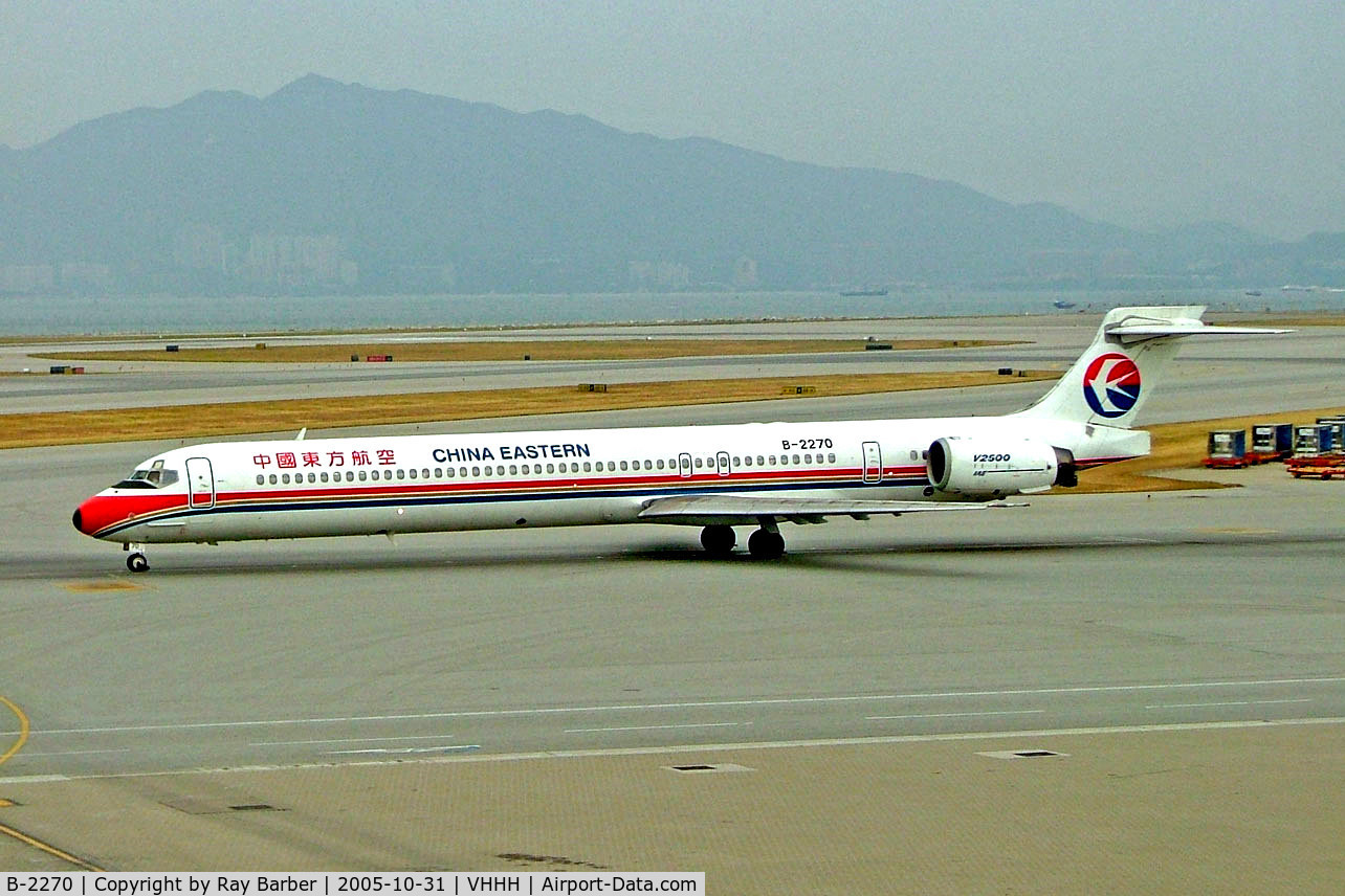 B-2270, 1999 McDonnell Douglas MD-90-30 C/N 53590, McDonnell Douglas MD-90-30 [53590] (China Eastern Airlines) Hong Kong International~B 31/10/2005