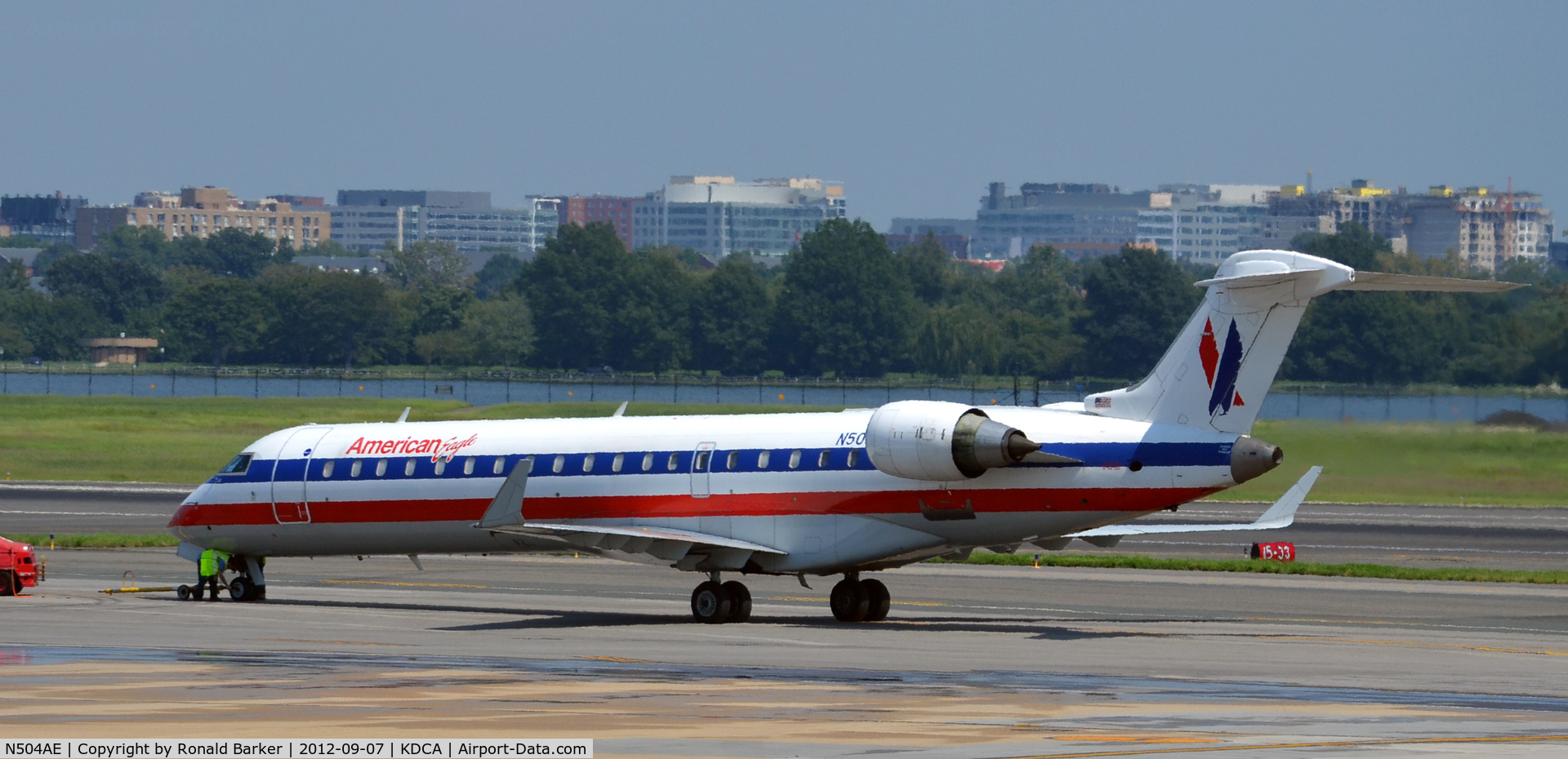 N504AE, Bombardier CRJ-701 (CL-600-2C10) Regional Jet C/N 10044, DCA, VA
