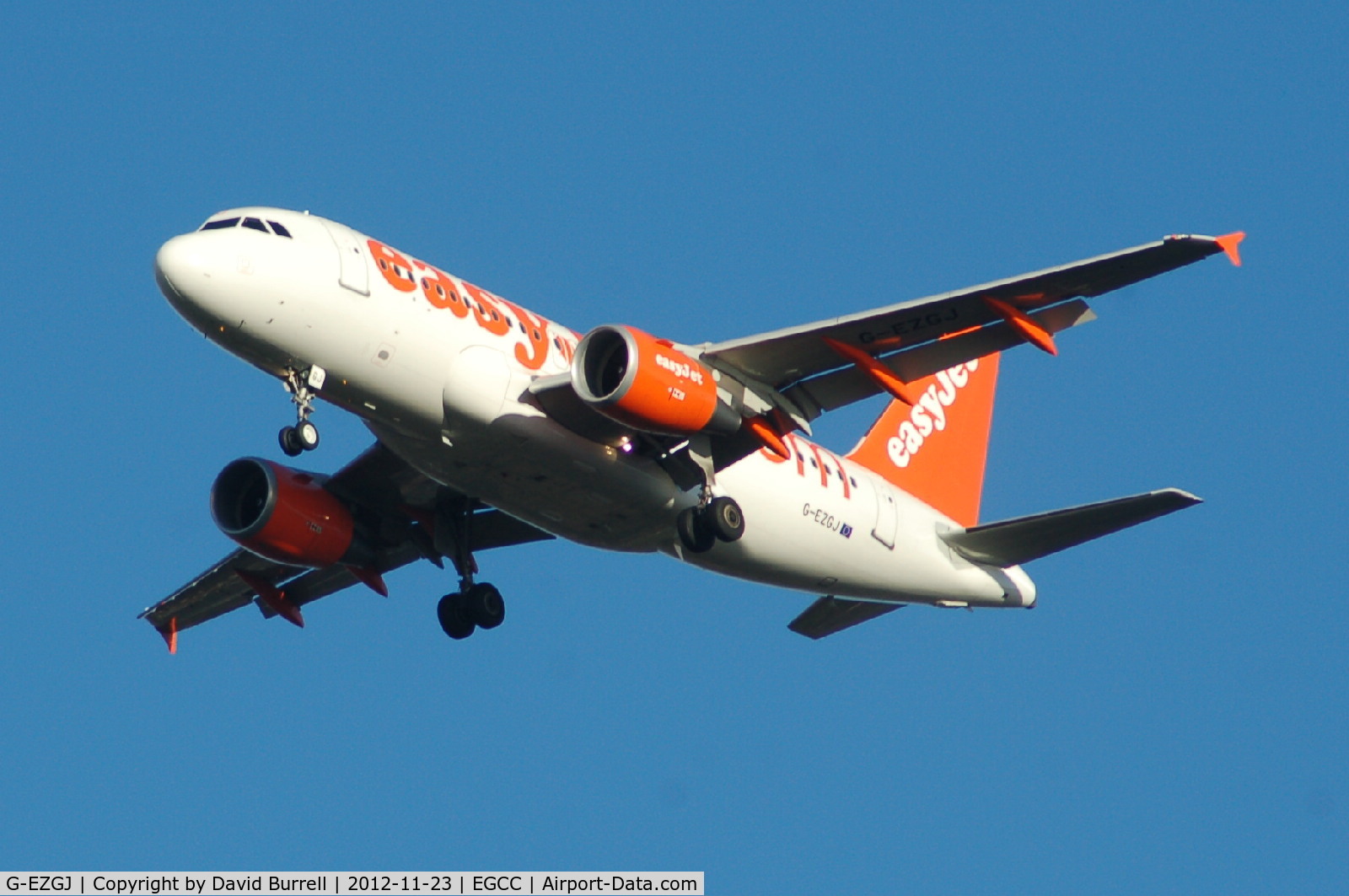 G-EZGJ, 2011 Airbus A319-111 C/N 4705, G-EZGJ Easyjet Airbus A319-111 on approach to Manchester Airport.