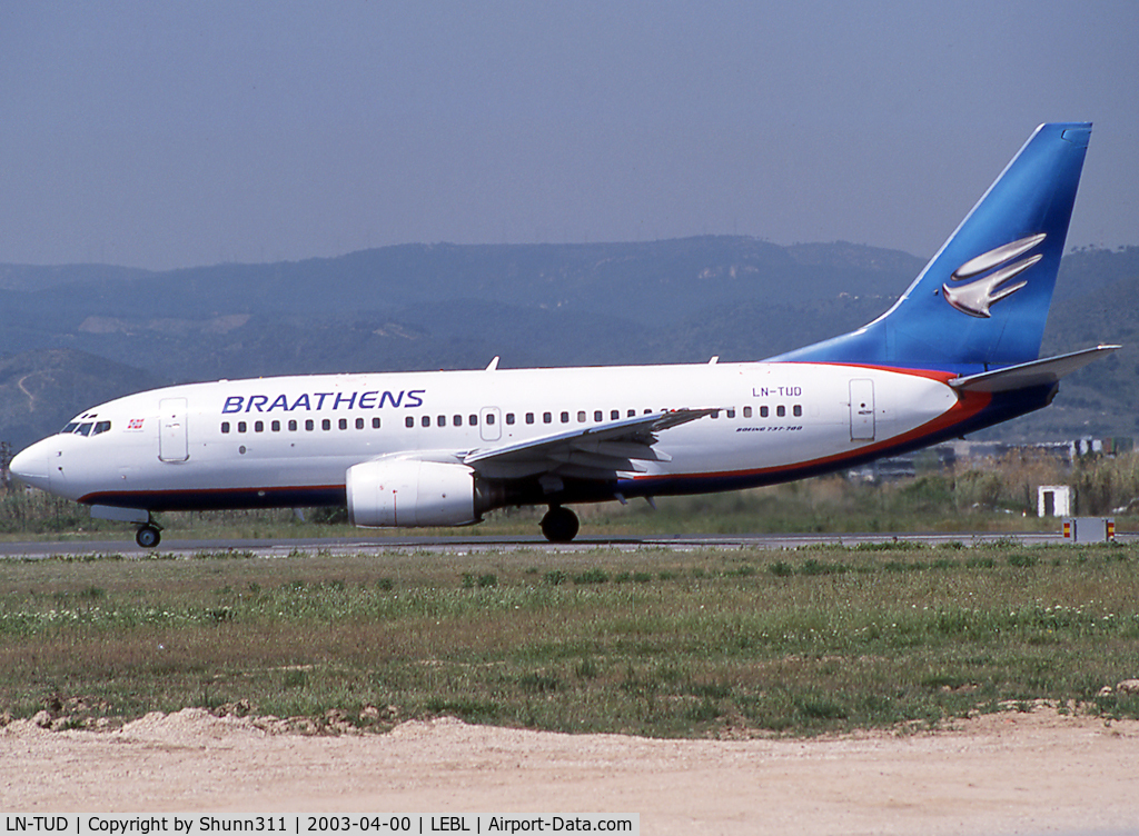 LN-TUD, 1998 Boeing 737-705 C/N 28217, Ready for take off rwy 20 in new Braathens SAFE c/s