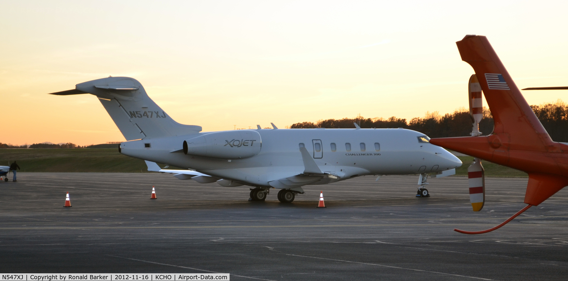 N547XJ, 2009 Bombardier Challenger 300 (BD-100-1A10) C/N 20281, CHO, VA