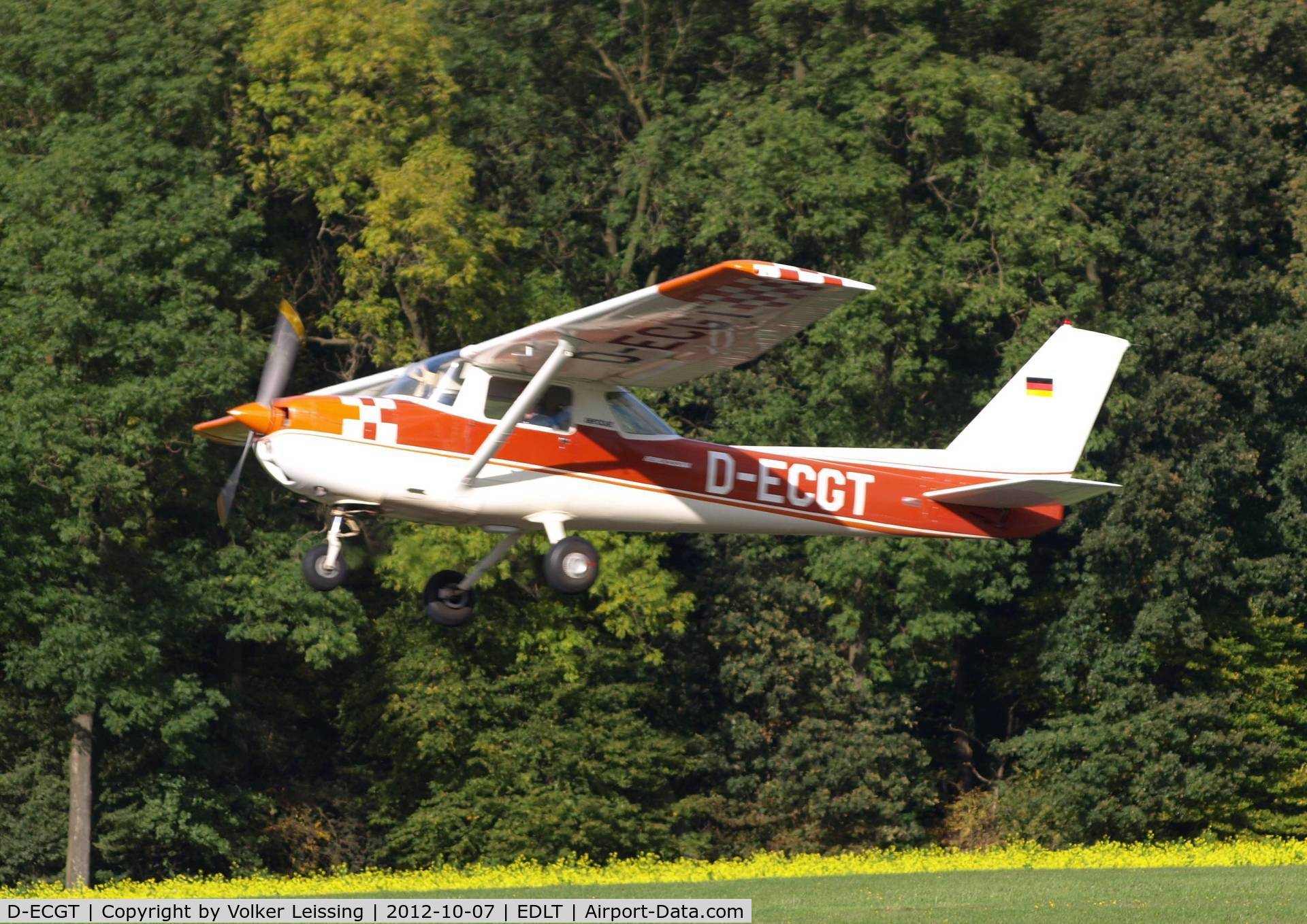 D-ECGT, 1975 Reims FRA150M Aerobat C/N 0262, Take of at EDLT (Münster-Telgte)