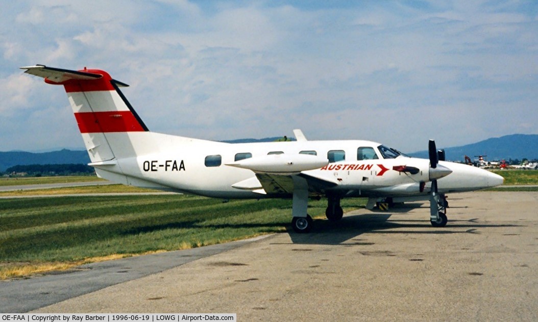 OE-FAA, 1991 Piper PA-42-720 Cheyenne IIIA C/N 42-5501057, Piper PA-42-720 Cheyenne IIIA [42-5501057] Graz~OE 19/06/1996