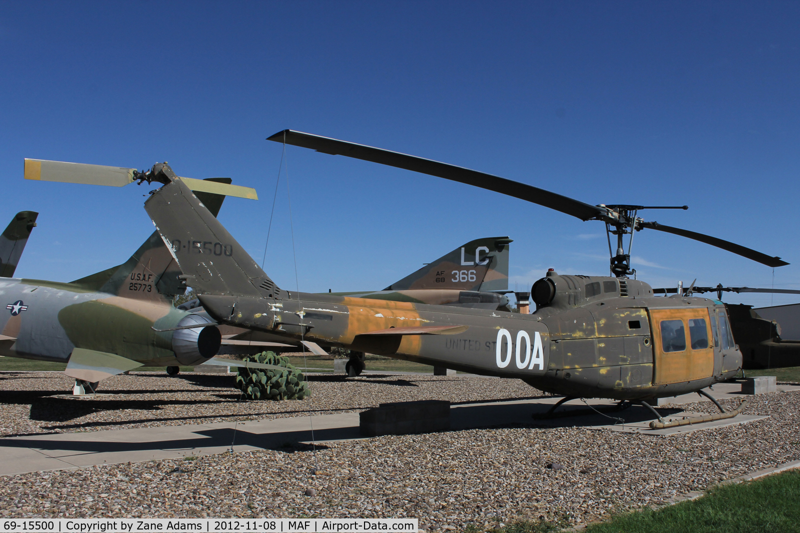 69-15500, 1969 Bell UH-1H Iroquois C/N 11788, At the Commemorative Air Force hangar - Mildand, TX
