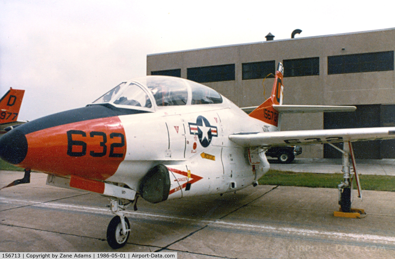 156713, North American T-2C Buckeye C/N 318-28, At the former Dallas Naval Air Station