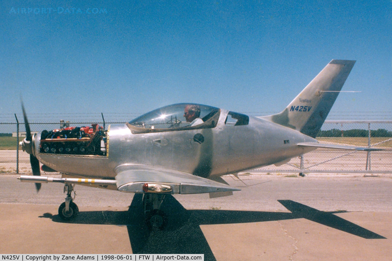 N425V, 1998 Questair Venture C/N BS1, Reno Sport class racer at Meacham Field