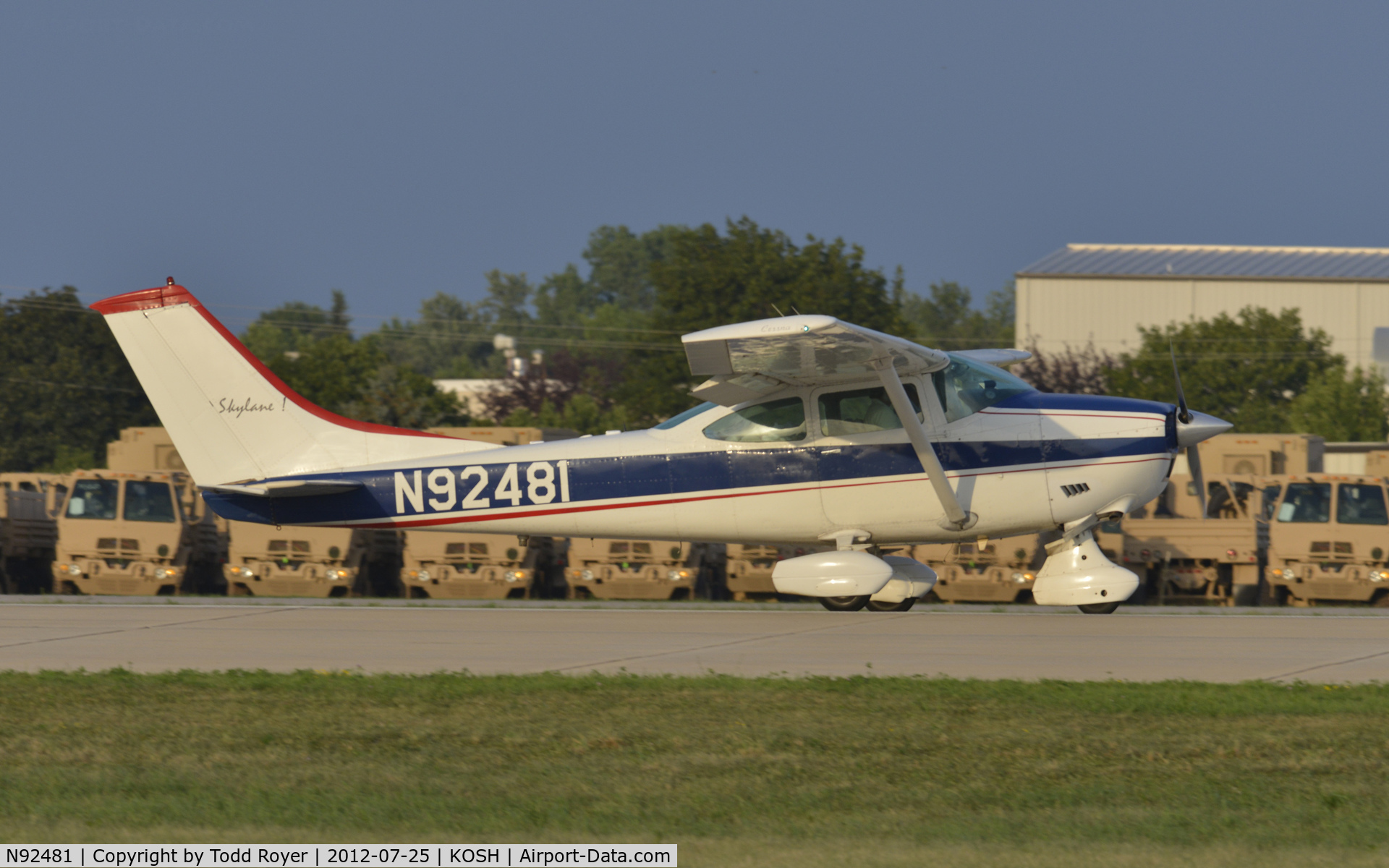 N92481, 1970 Cessna 182N Skylane C/N 18260225, Airventure 2012