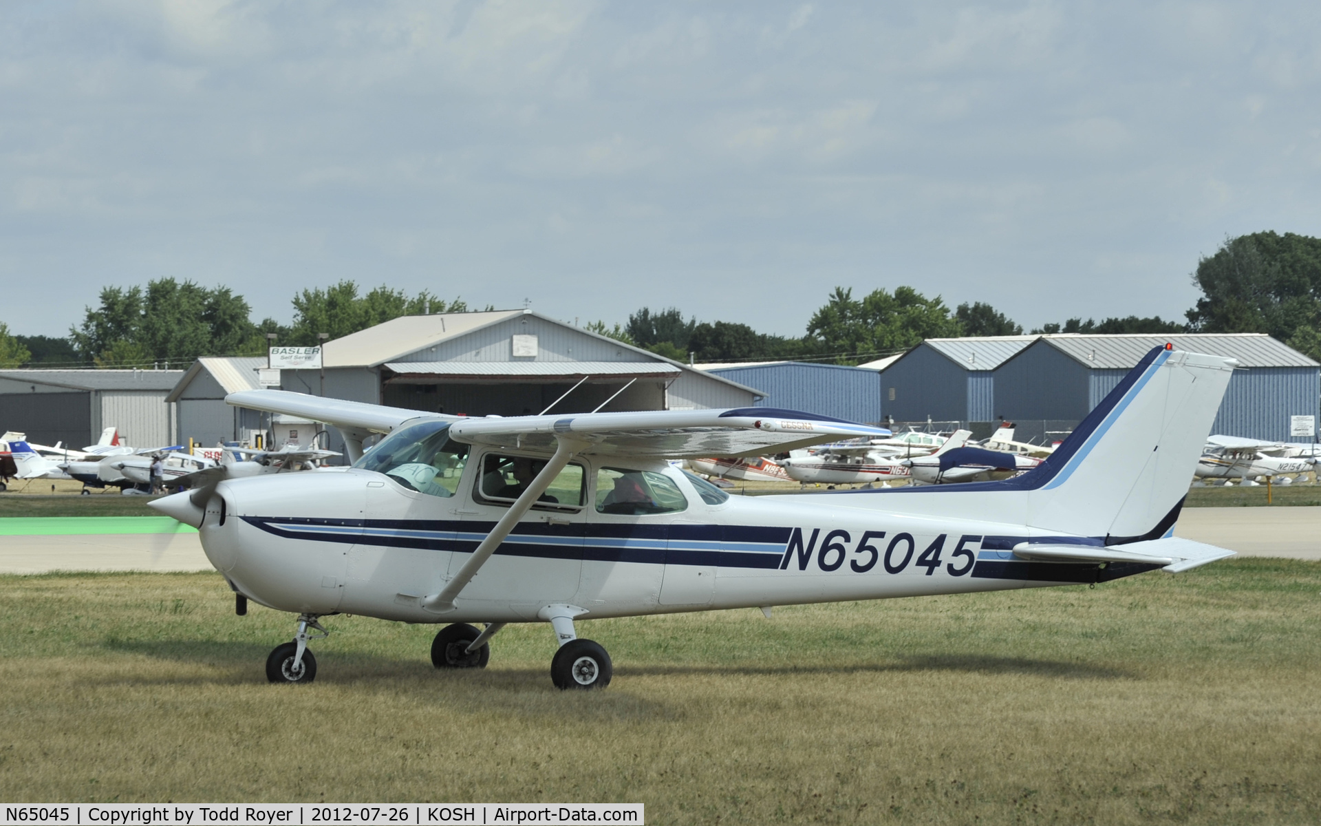 N65045, 1982 Cessna 172P C/N 17275674, Airventure 2012