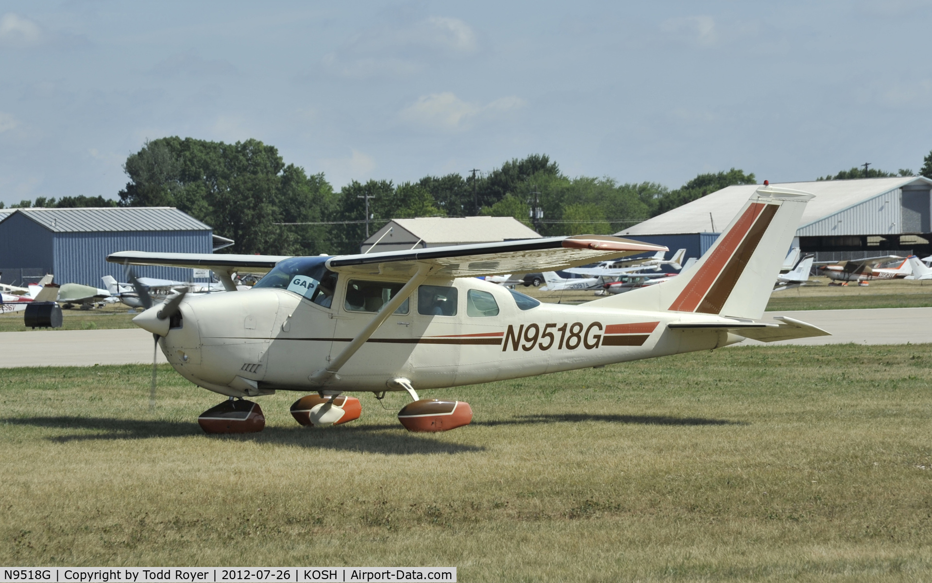 N9518G, 1971 Cessna U206F Stationair C/N U20601718, Airventure 2012