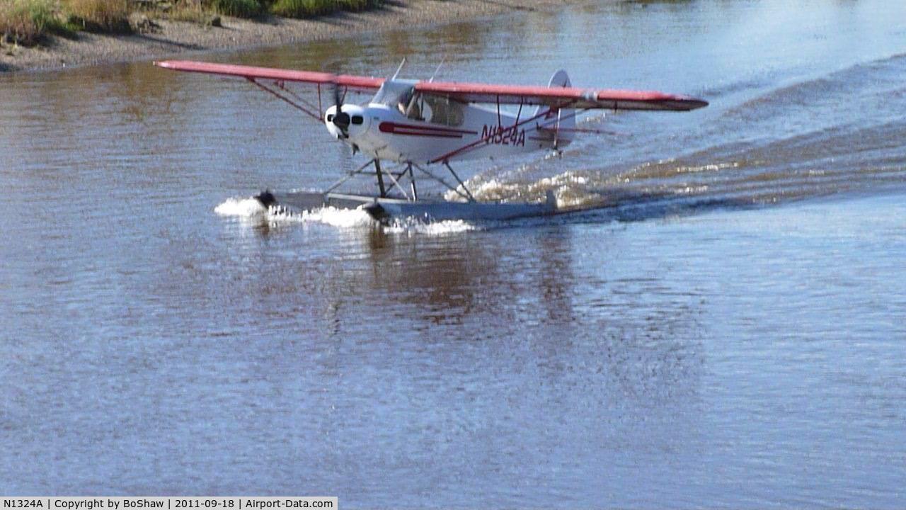 N1324A, 1951 Piper PA-18-125 Super Cub C/N 18-1134, Taken on Tanana River, near Fairbanks, Alaska.