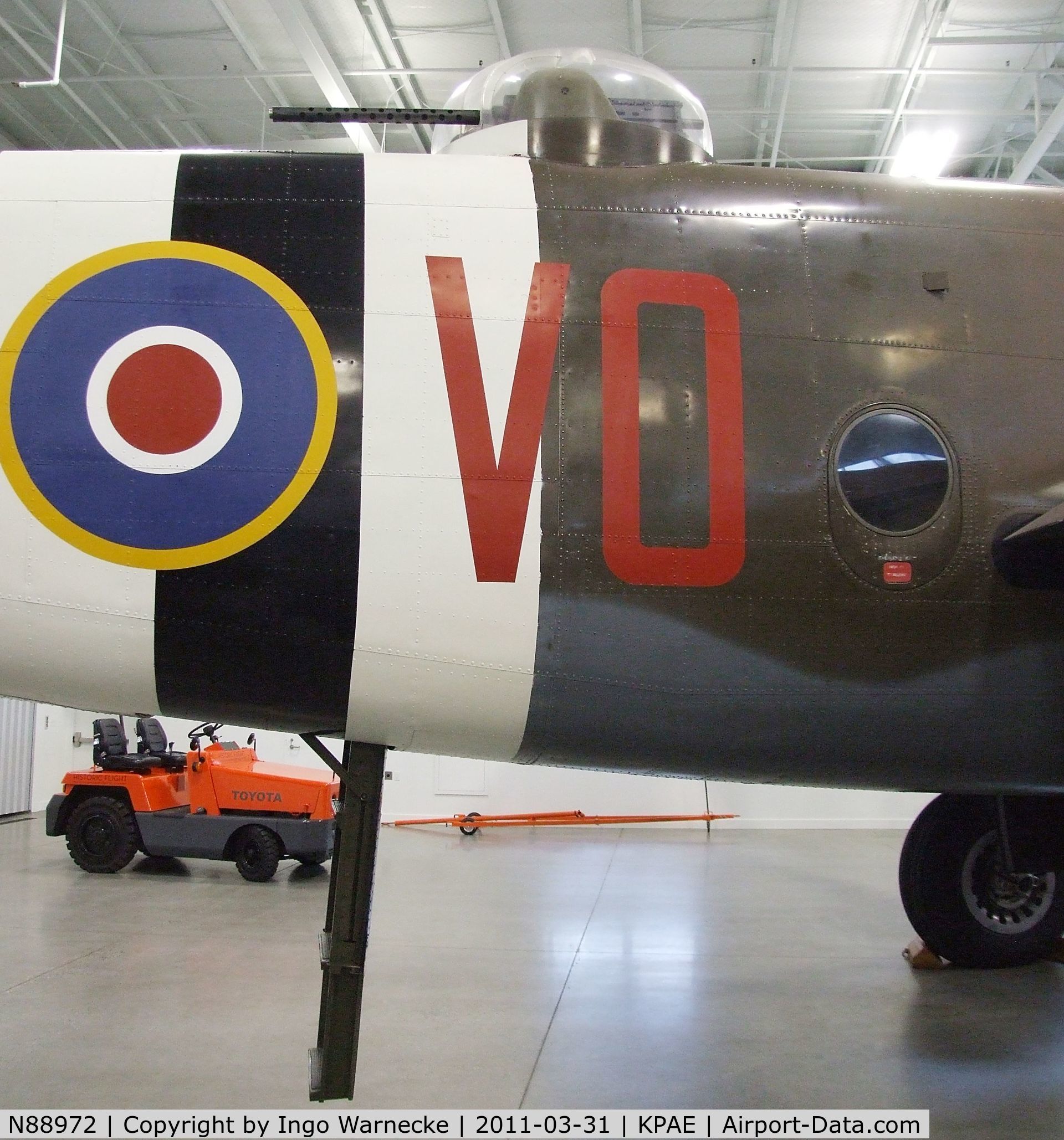 N88972, 1943 North American B-25D Mitchell C/N 100-23644, North American B-25D Mitchell at the Historic Flight Foundation, Everett WA