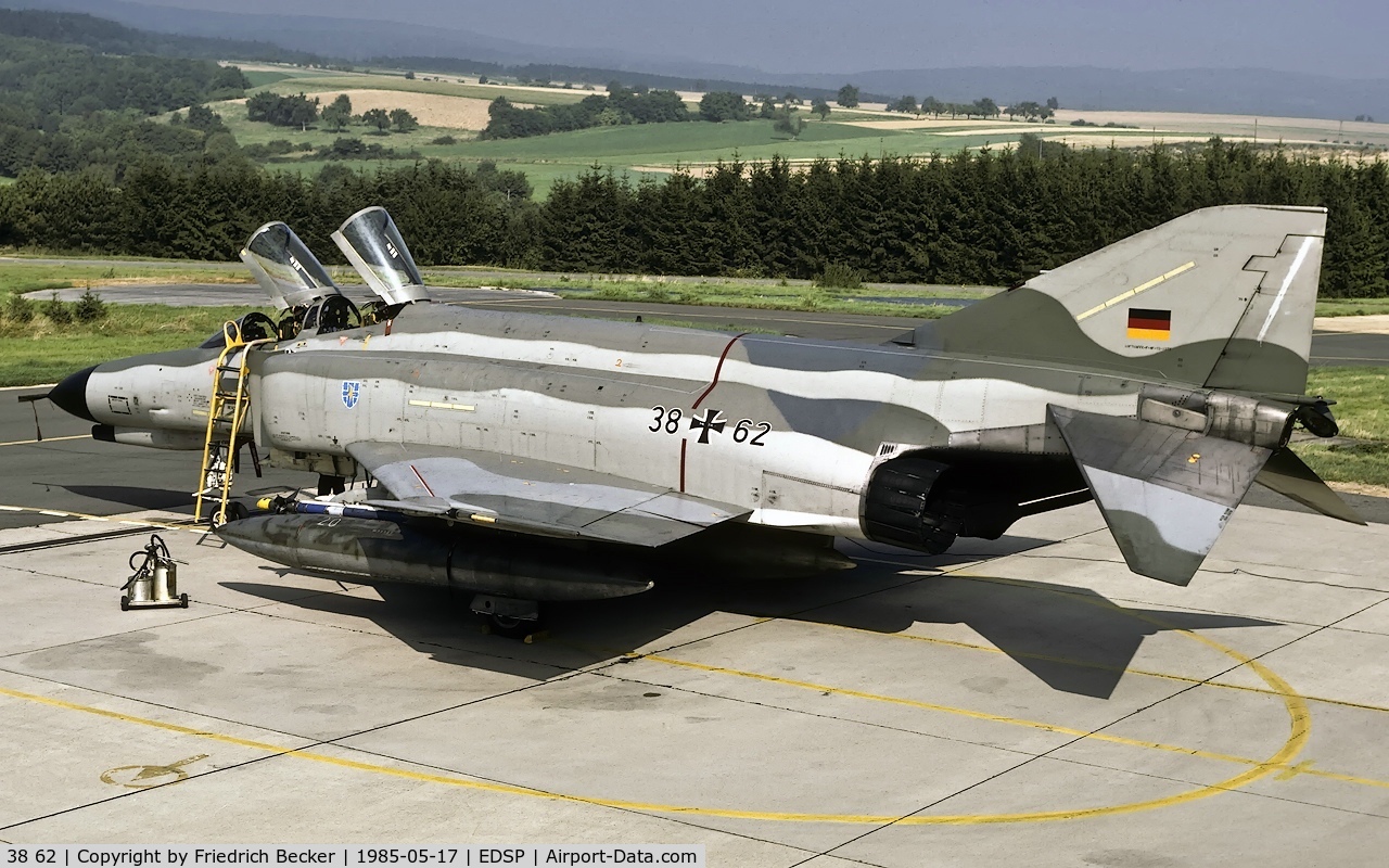 38 62, 1974 McDonnell Douglas F-4F Phantom II C/N 4779, flightline at Fliegerhorst Pferdsfeld