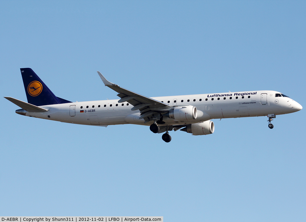 D-AEBR, 2012 Embraer 195LR  (ERJ-190-200LR) C/N 19000558, Landing rwy 14R