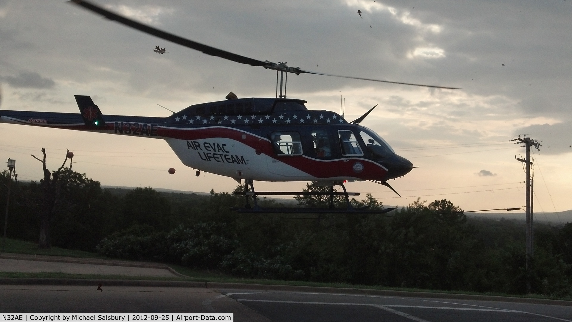 N32AE, 1979 Bell 206L-1 LongRanger II C/N 45327, Landing at Eastern Oklahoma Medical Center  ip Poteau oklahoma