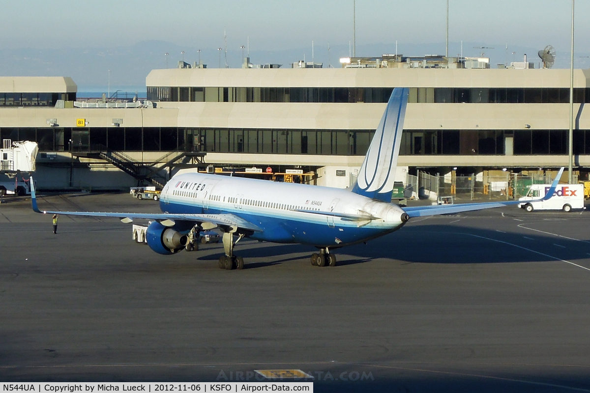 N544UA, 1991 Boeing 757-222 C/N 25322, At San Francisco