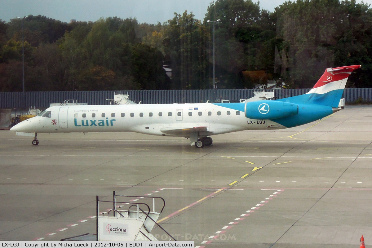 LX-LGJ, 2001 Embraer EMB-145LU (ERJ-145LU) C/N 145395, At Tegel