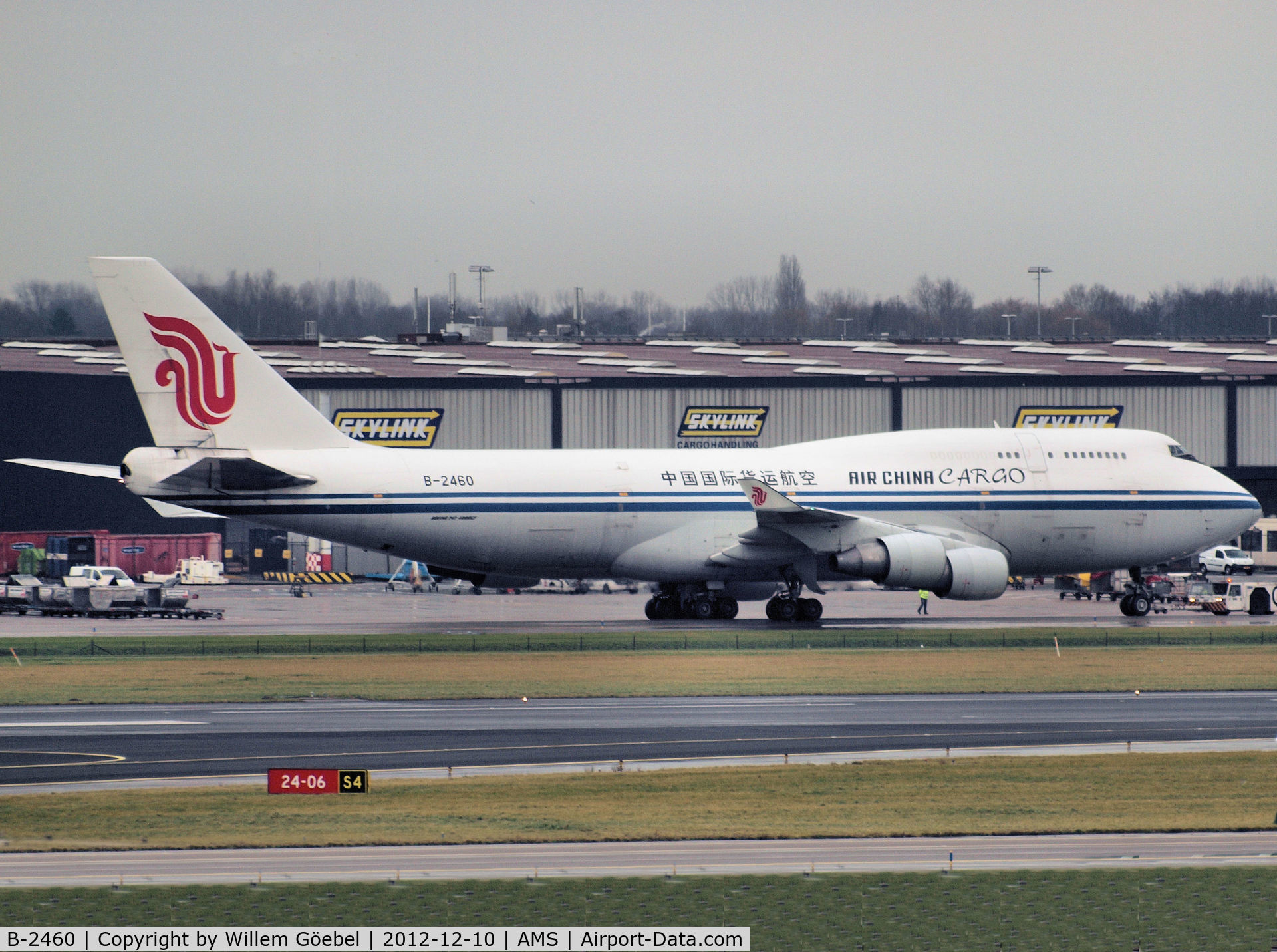 B-2460, Boeing 747-4J6 (M) C/N 24348, Taxi to runway 09 of Schiphol Airport
