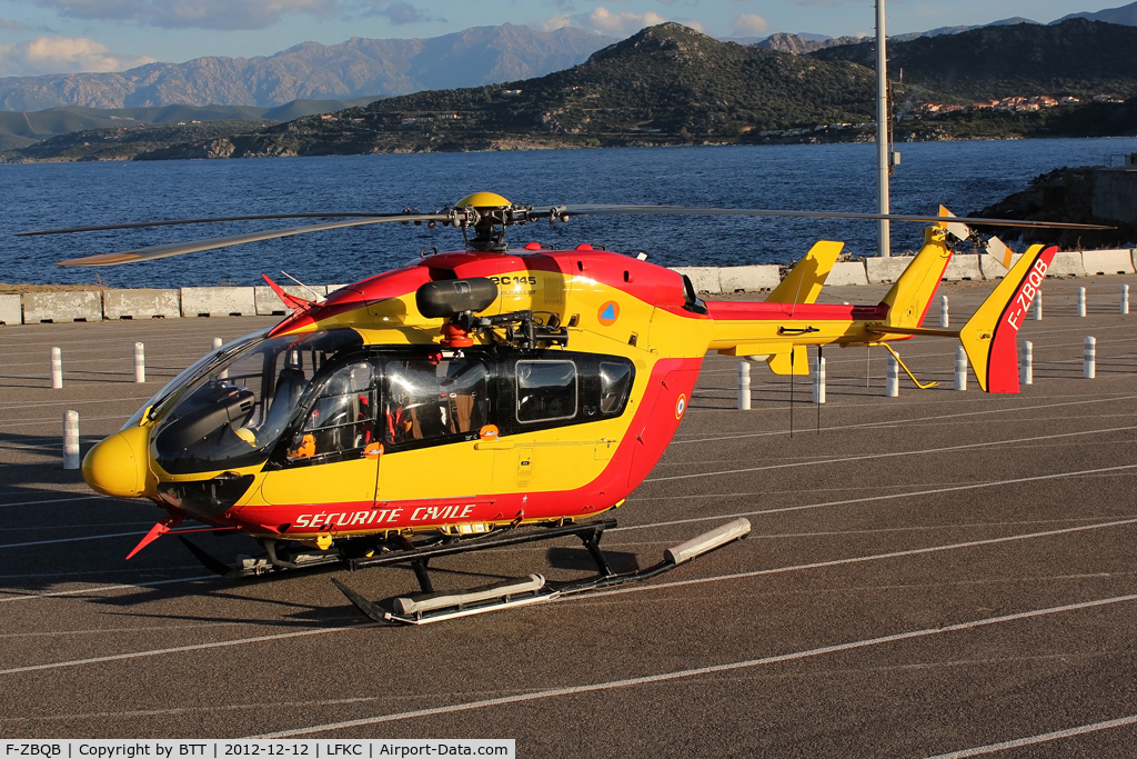 F-ZBQB, 2004 Eurocopter-Kawasaki EC-145 (BK-117C-2) C/N 9058, Landing on the embarkment parking of Ile-Rousse after a training with firemen rescue divers