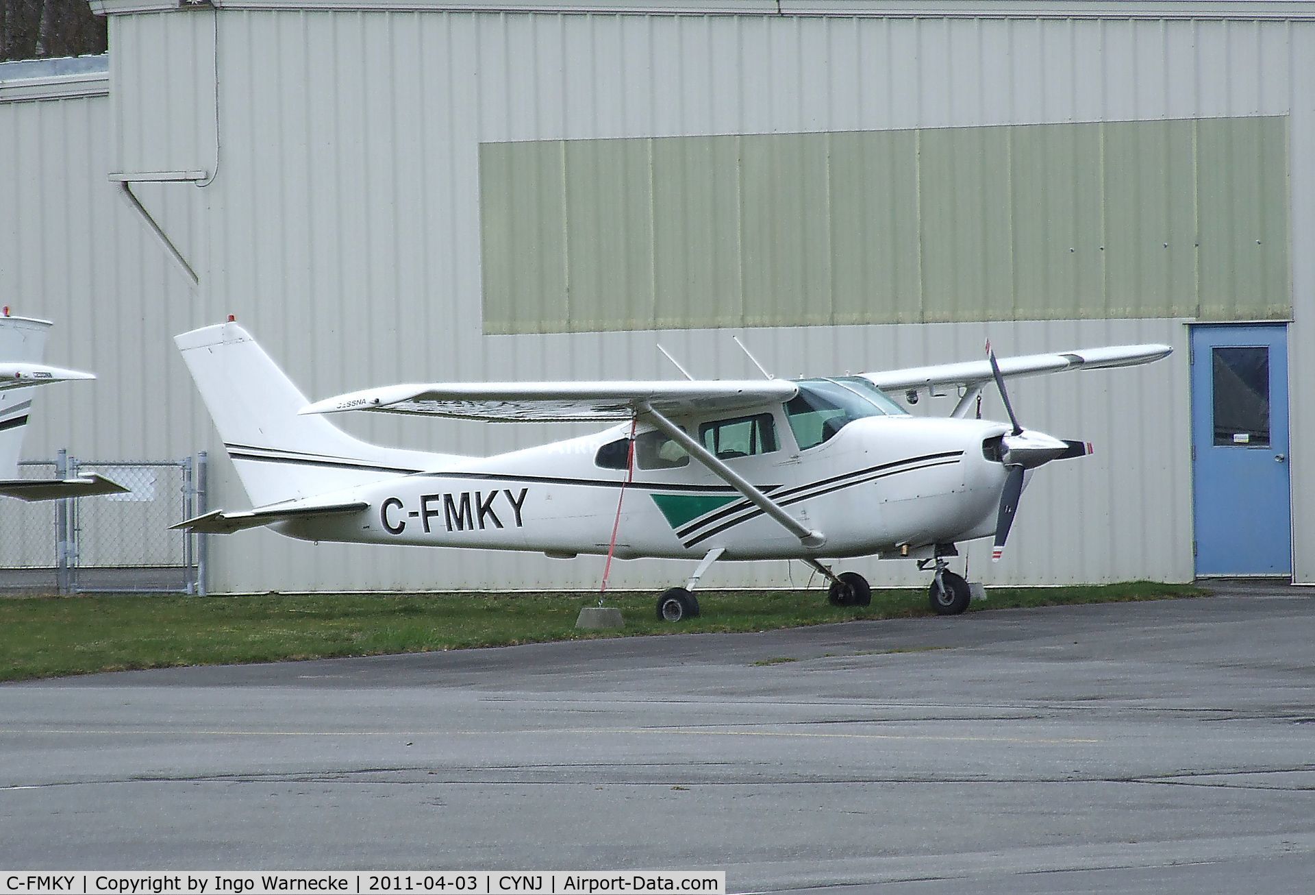C-FMKY, 1960 Cessna 210A C/N 21057626, Cessna 210A at Langley Regional Airport, Langley BC
