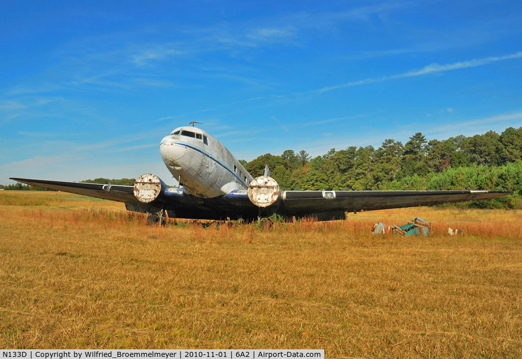 N133D, 1942 Douglas DC3C-S1C3G (C-47A) C/N 19394, Picture was taken on my Tour 2010.